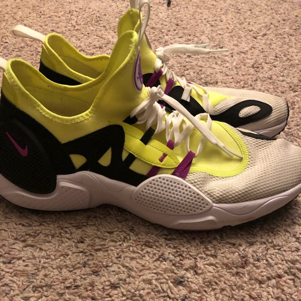 Nike Huarache EDGE